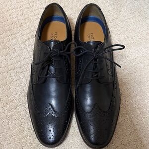 Florsheim Black Wingtip Men’s Shoes sz 9.5